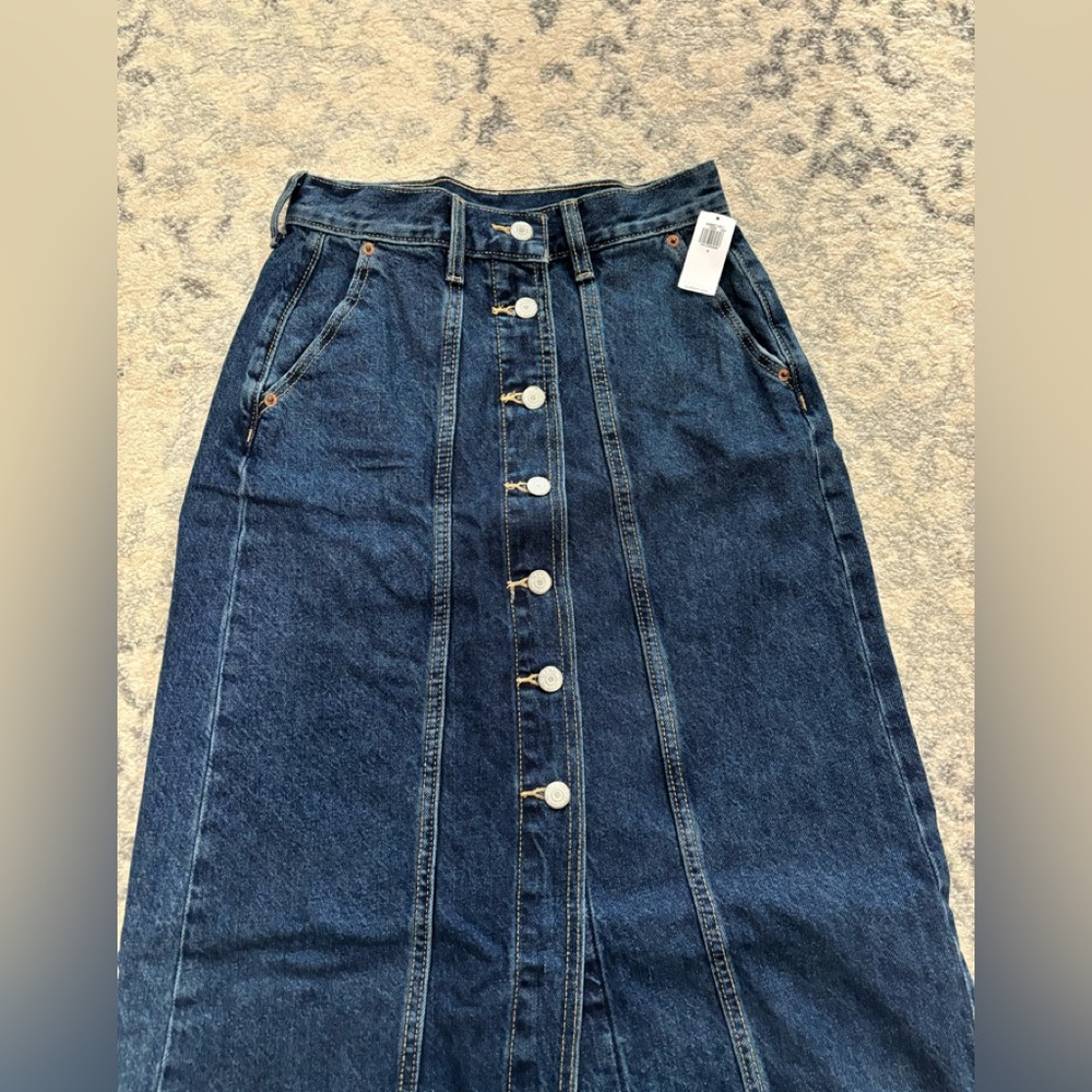 Old Navy NWT women’s denim skirt - Picture 7 of 8